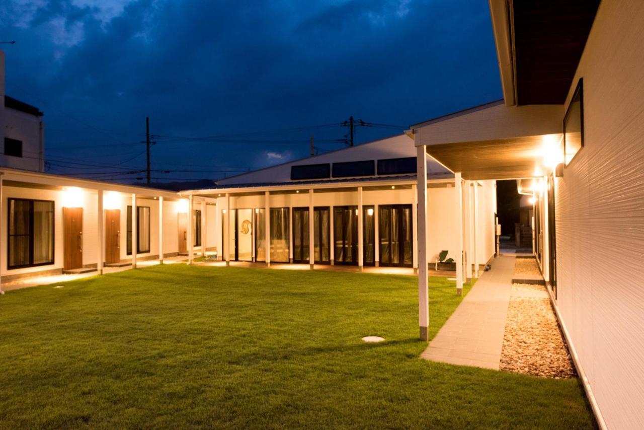 Le.Blanche Hotel Minamiawaji Exterior photo