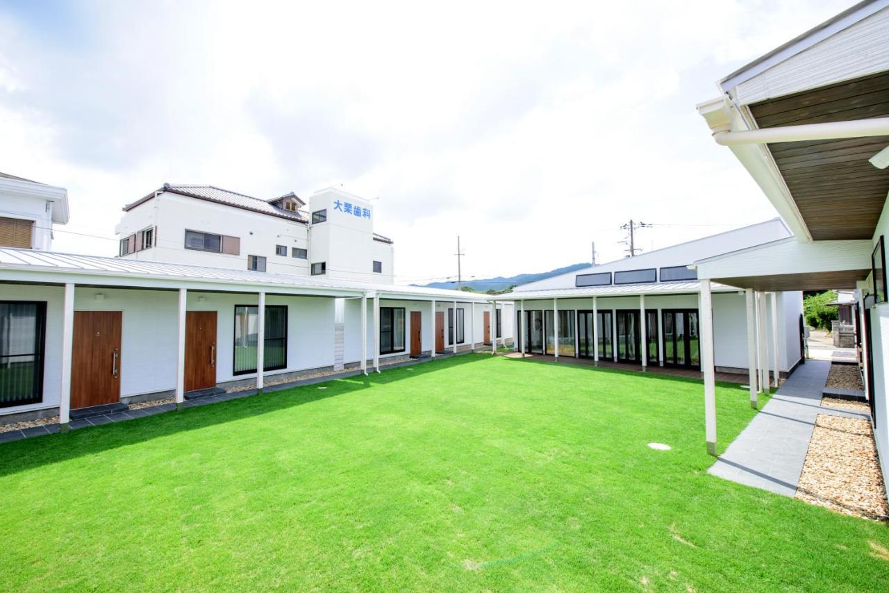Le.Blanche Hotel Minamiawaji Exterior photo